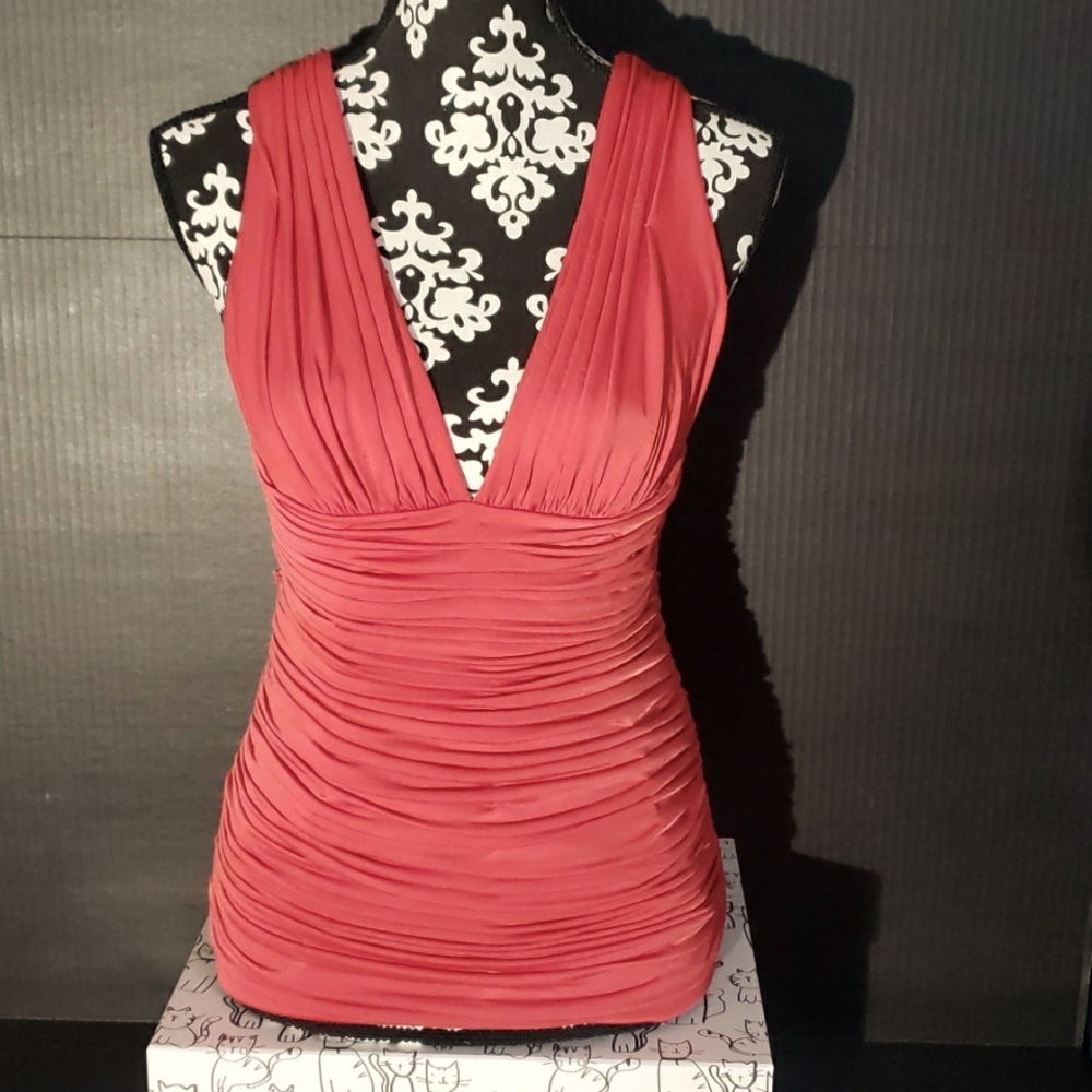Le Chateau Women's red ruched top. Size M.